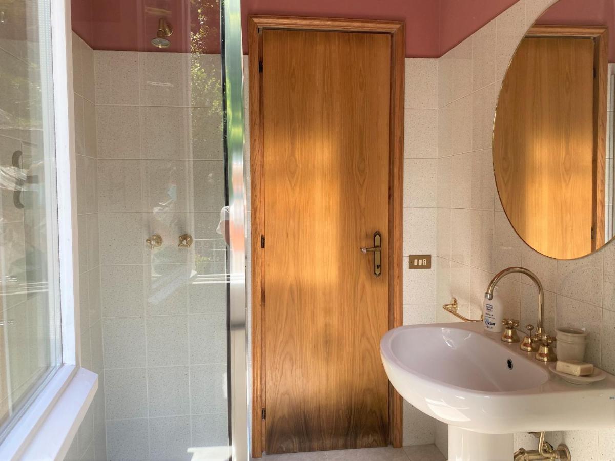 Casa Del Custode: Renovated Flat With Garden In A Villa Near The Lake Stresa Eksteriør billede