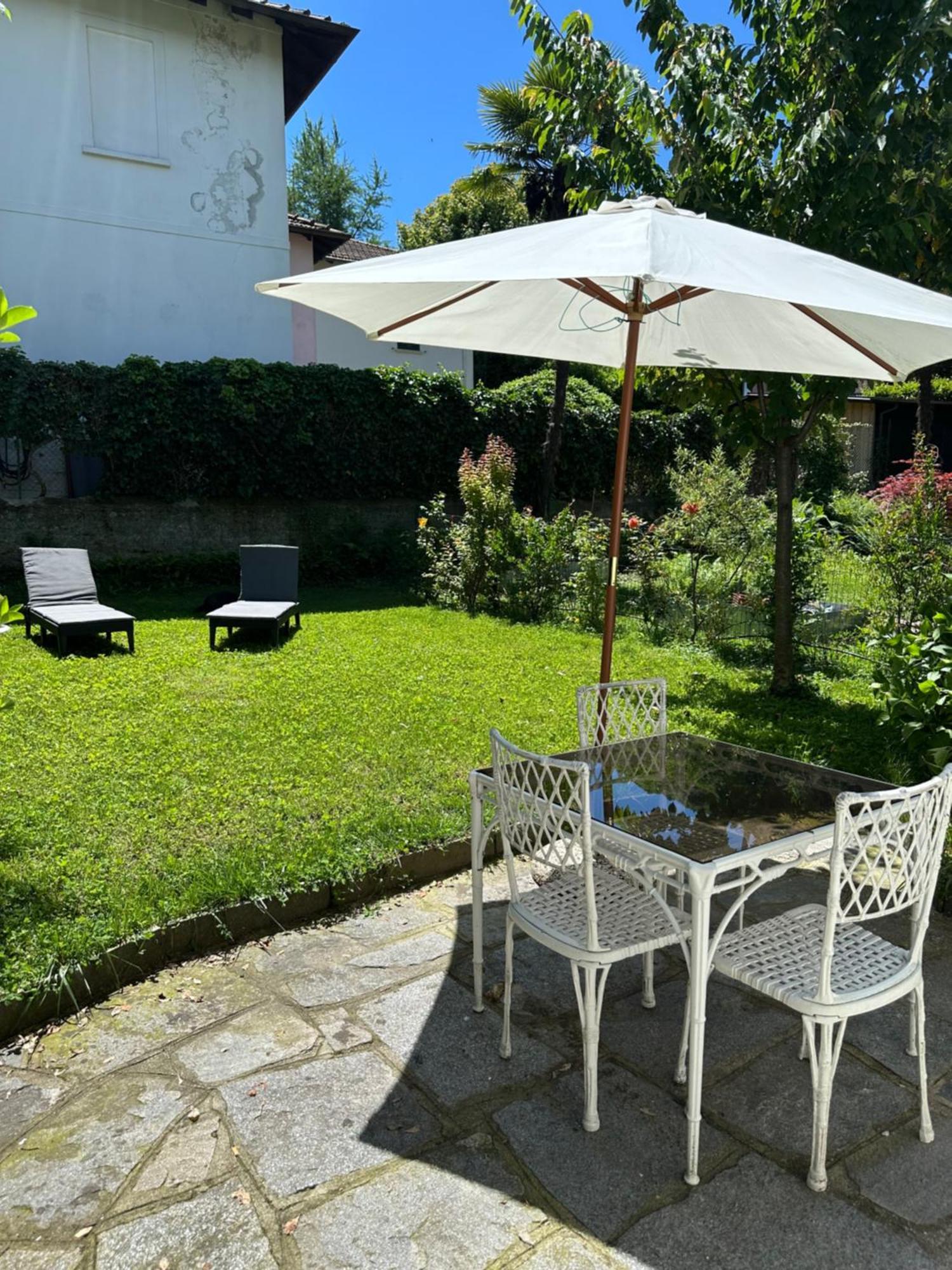 Casa Del Custode: Renovated Flat With Garden In A Villa Near The Lake Stresa Eksteriør billede